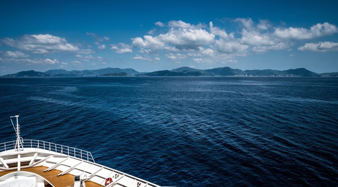 private cruises Santorini
